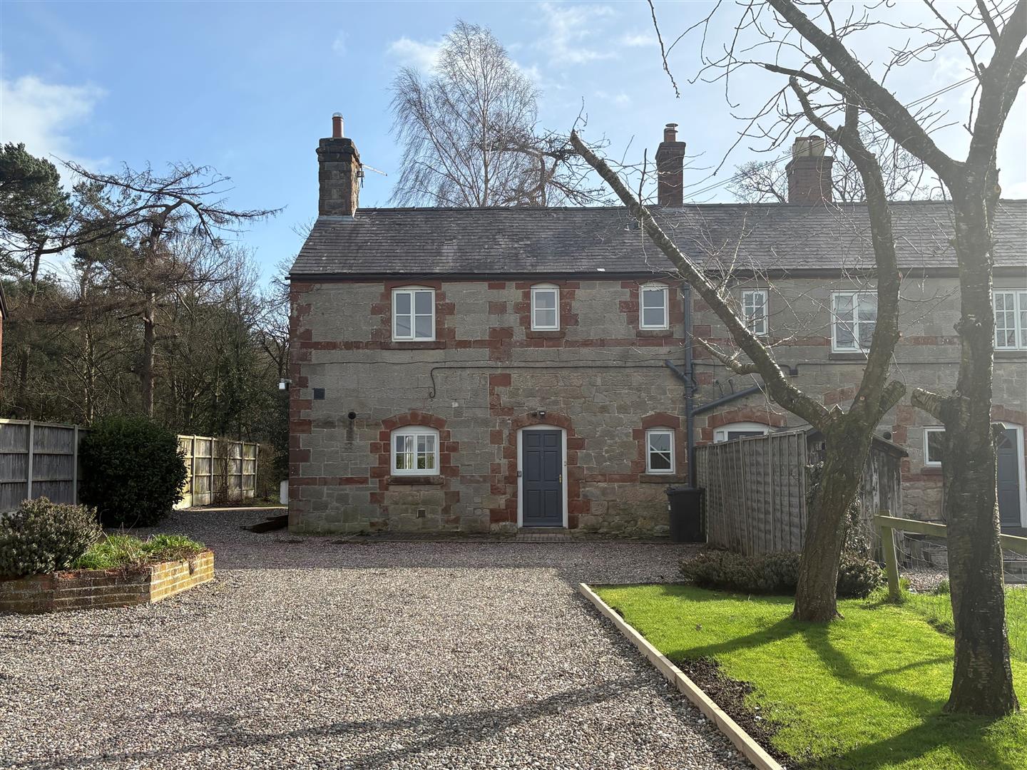 4 Mine Bank, Shrewsbury, SY4 3JW To Let